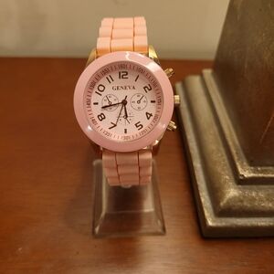 Brand New Cream Pink & Rose Gold Geneva Women's Silicone Watch